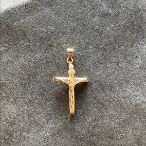 Gold Crucifix Pendant